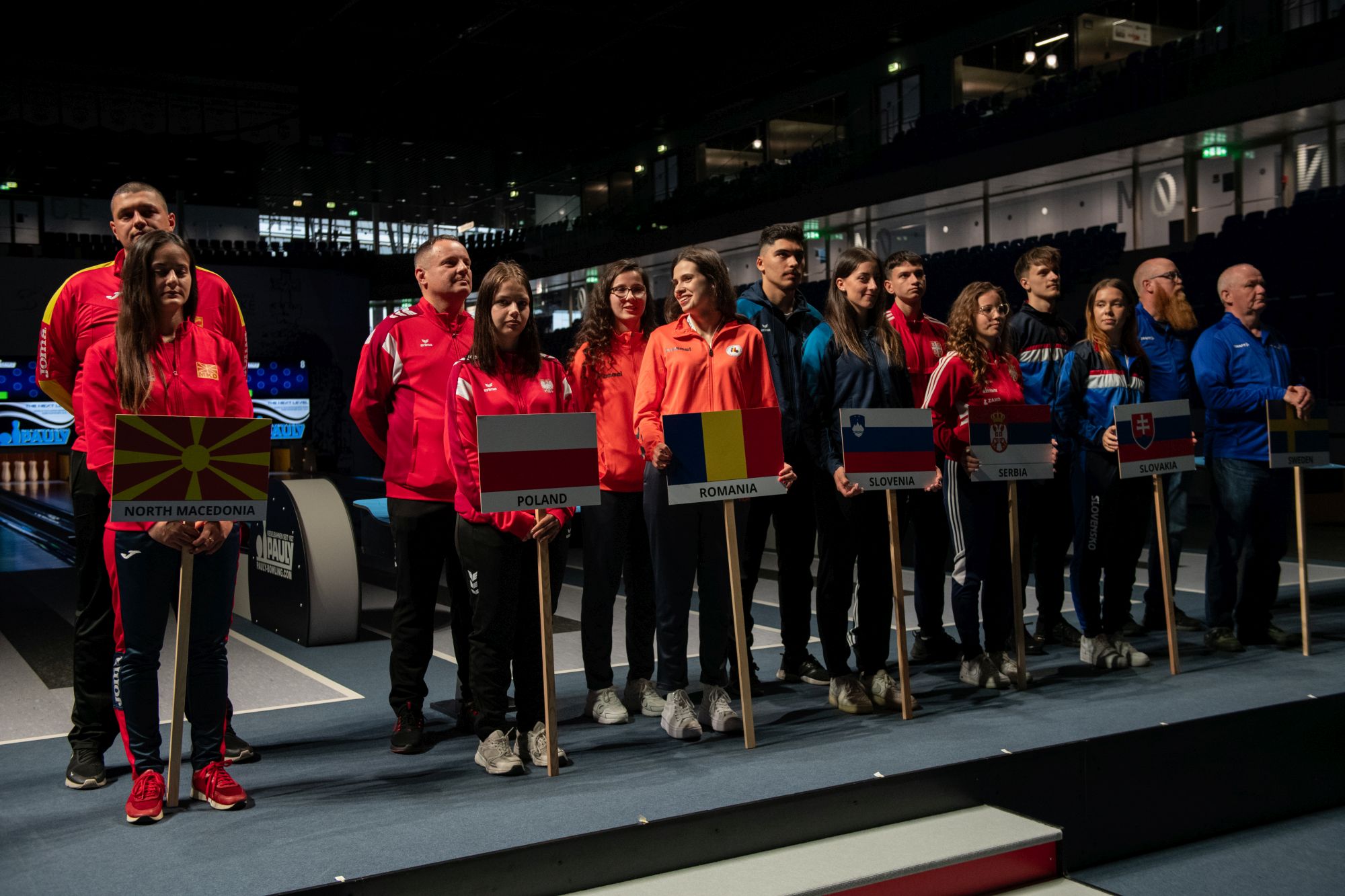 A felnőtt teke-világbajnokság megnyitója a MET Arénában